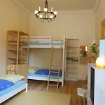 エクセレント クロイツバーグ アパート *